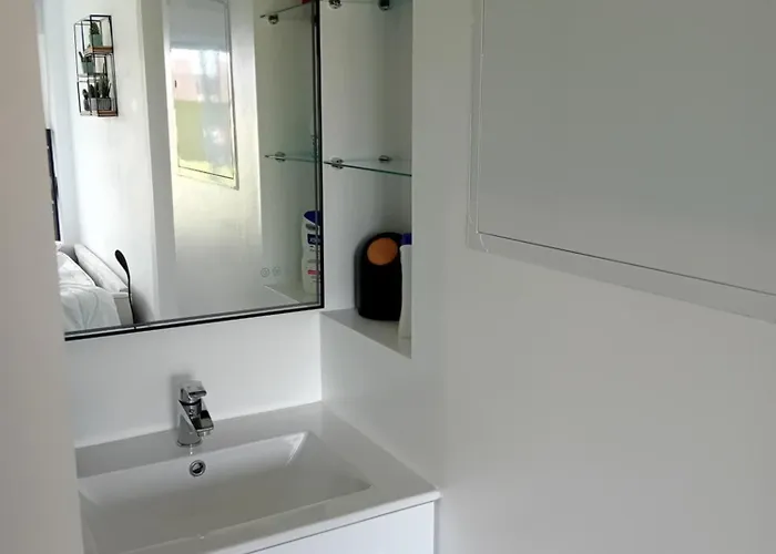 Chez Maryline לינה וארוחת בוקר